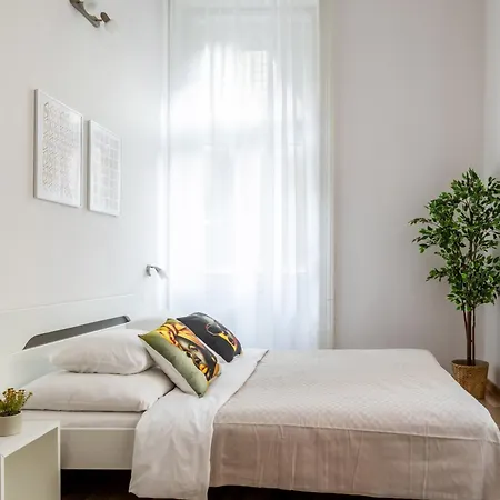 Urban Lights In Downtown Budapest